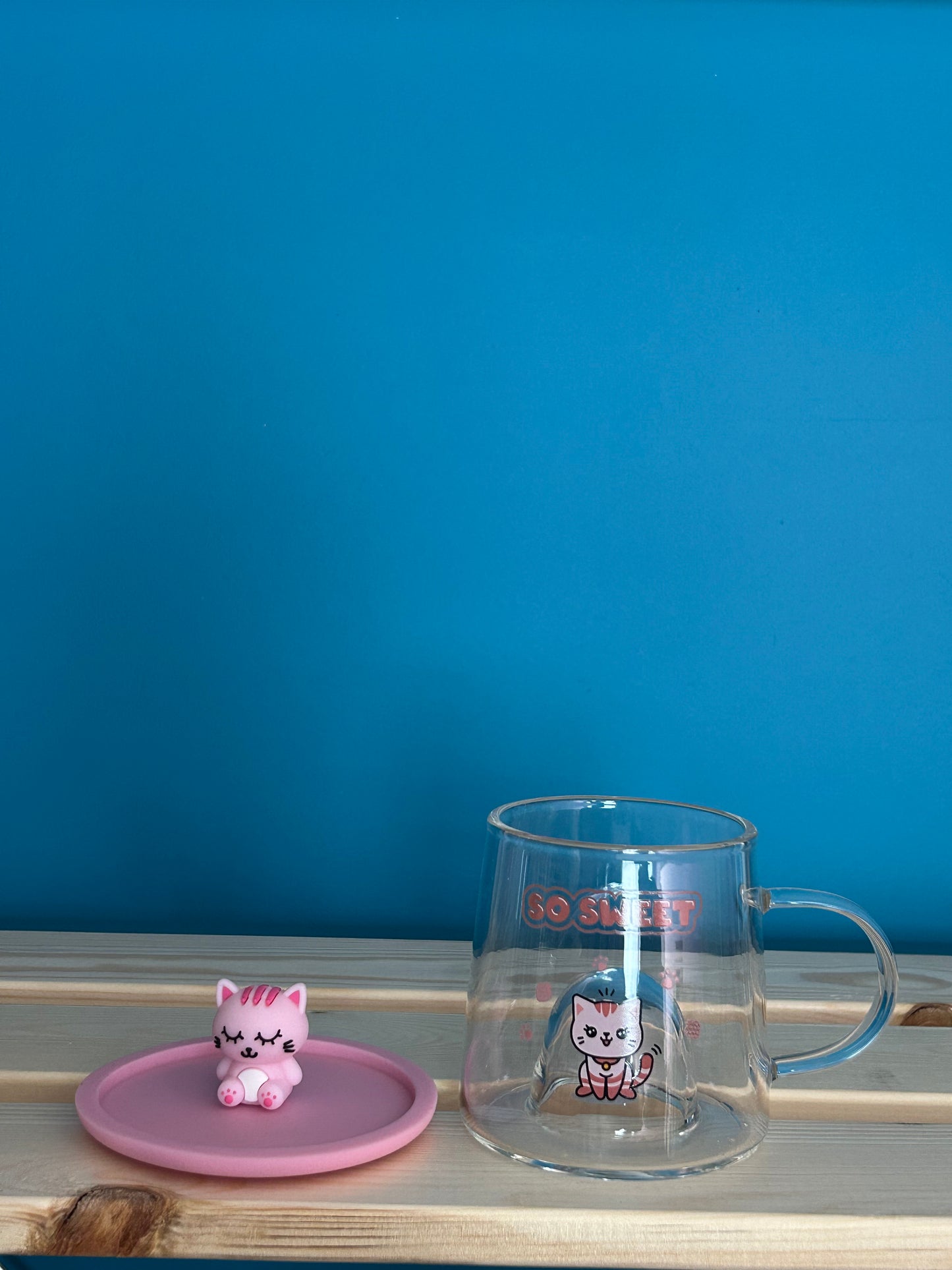Tasse en verre avec couvercle en silicone