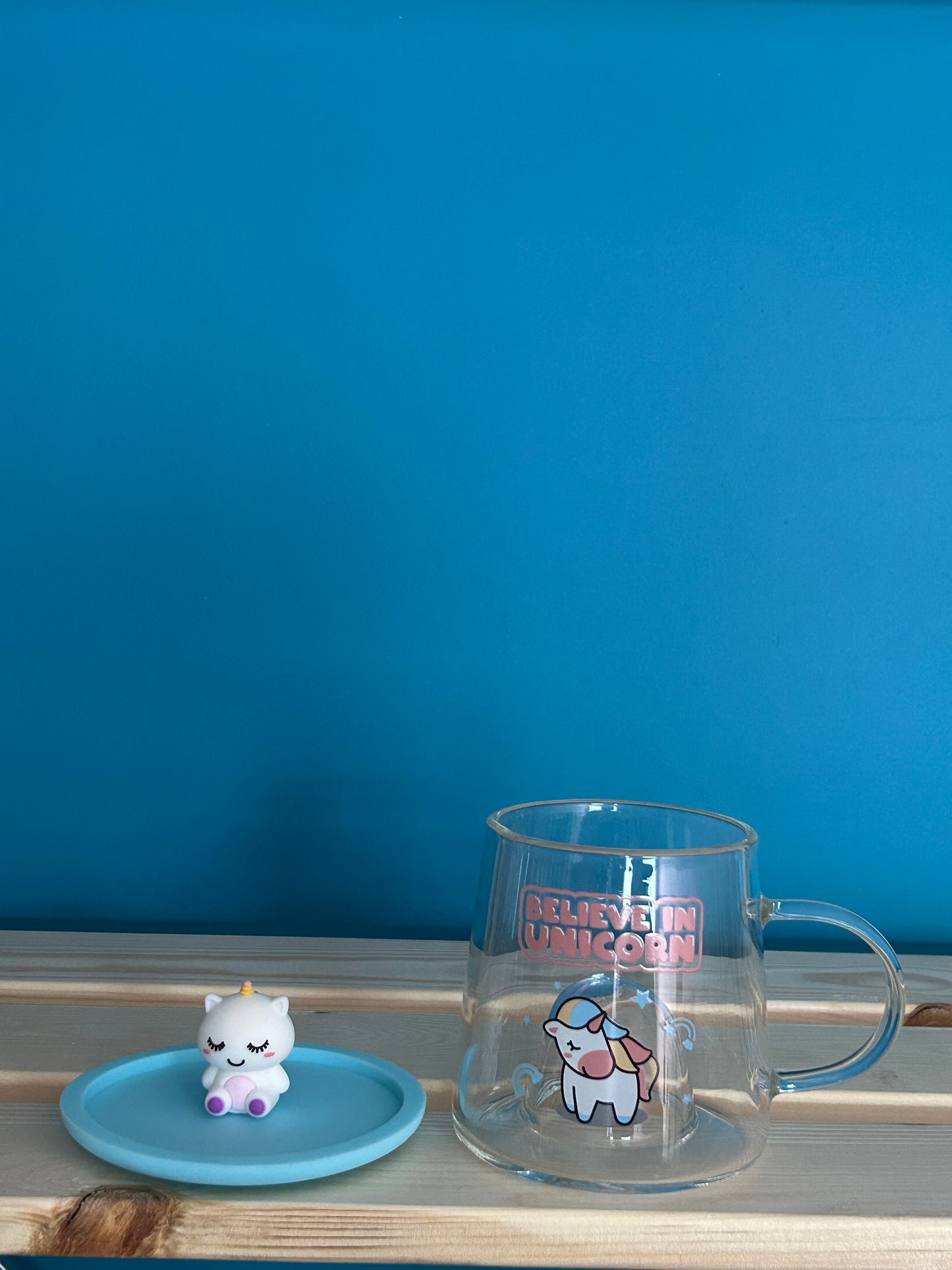 Tasse en verre avec couvercle en silicone