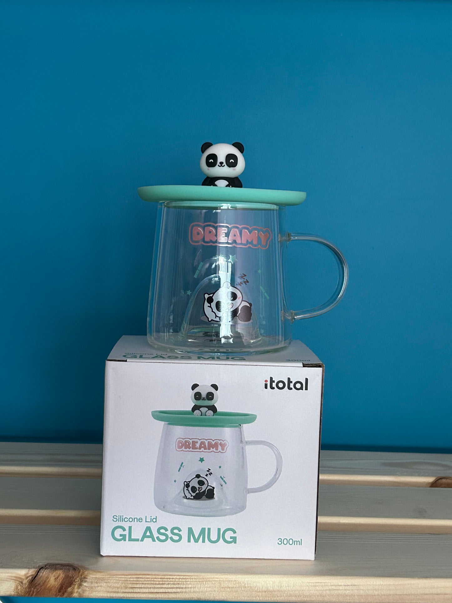 Tasse en verre avec couvercle en silicone